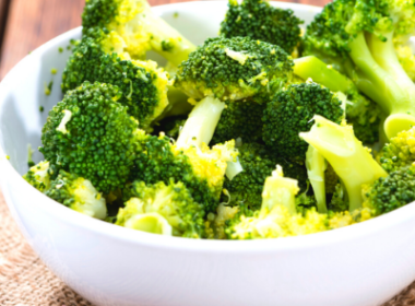 The Best Way To Clean and Store Broccoli